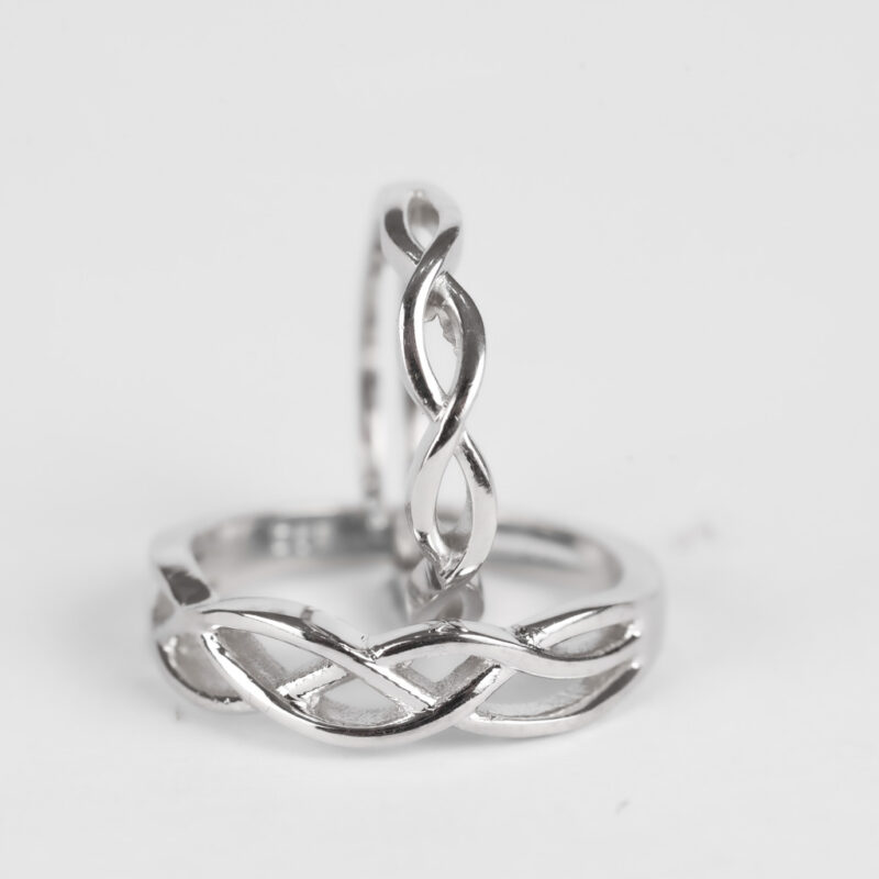 COUPLE LOVE - Image 2