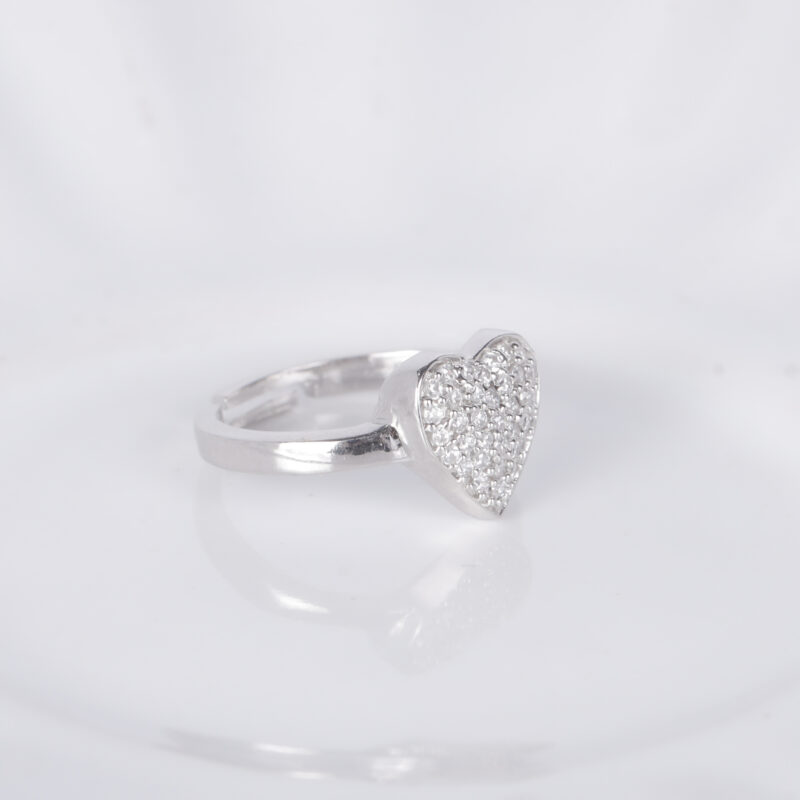 Sparkling Heart Ring